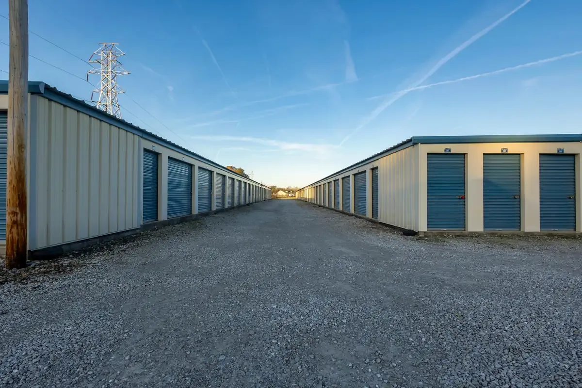 Drive up access storage KO Storage of New Castle, IN